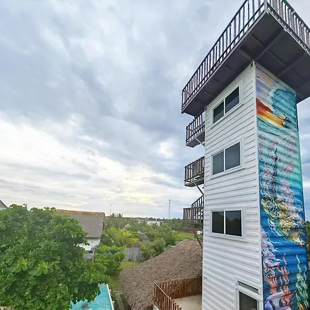 Marine Surf Hostel El Paredón Buena Vista Exterior photo